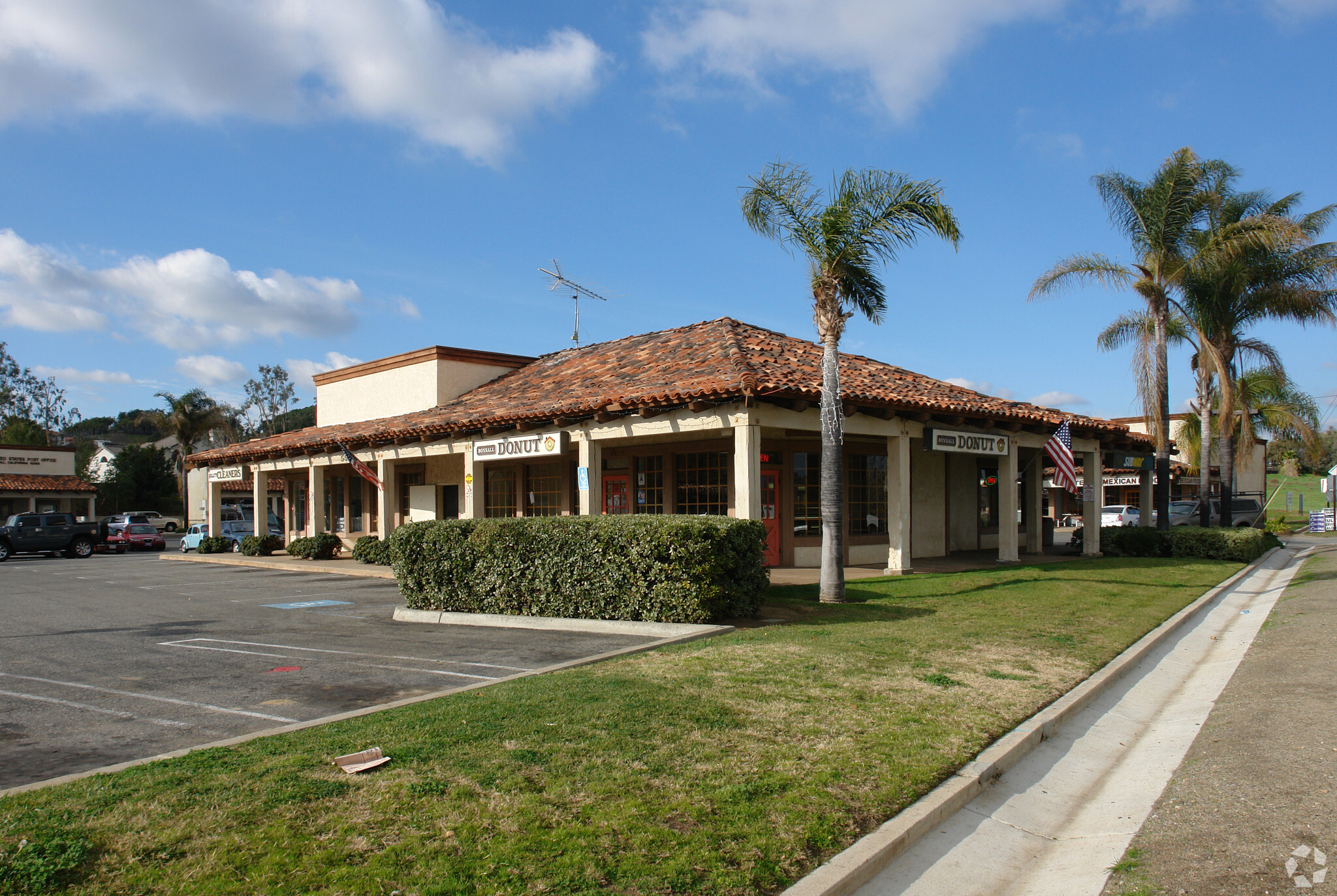 5517-5527 Mission Rd, Bonsall, CA for Rent