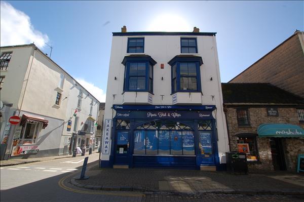 10 St. Georges St, Tenby, DYF for Sale