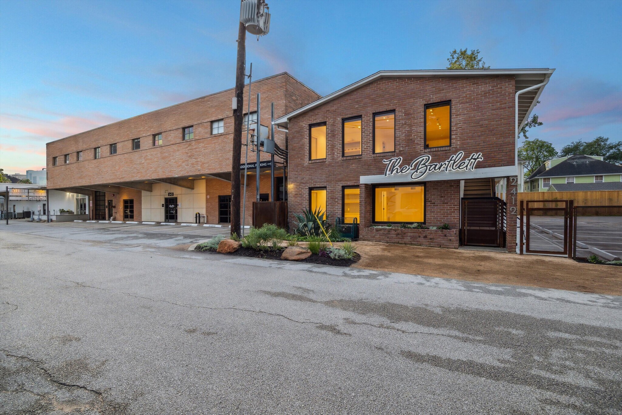2422 Bartlett St, Houston, TX for Rent