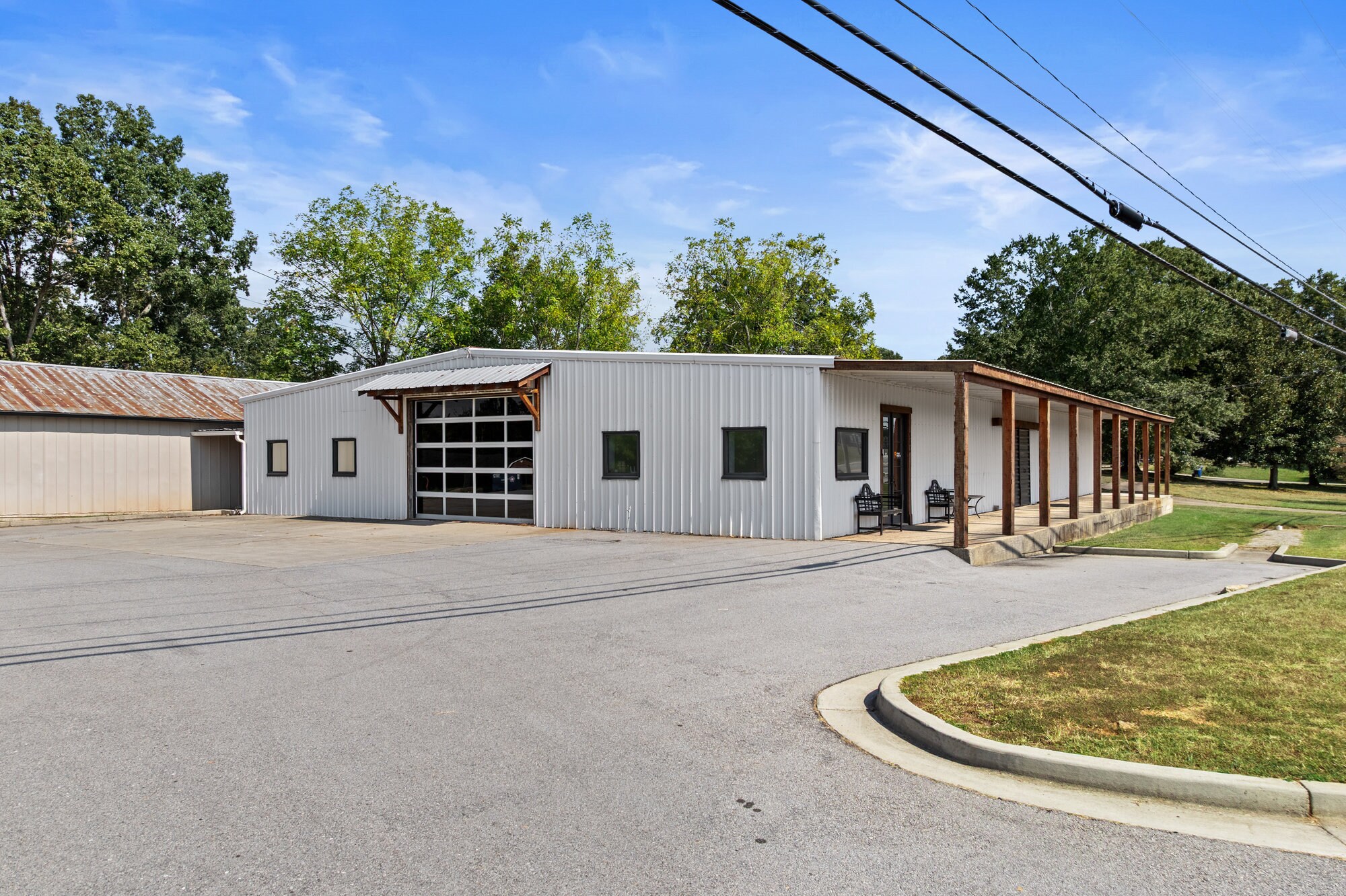 983 W Shadburn Ave, Buford, GA for Rent