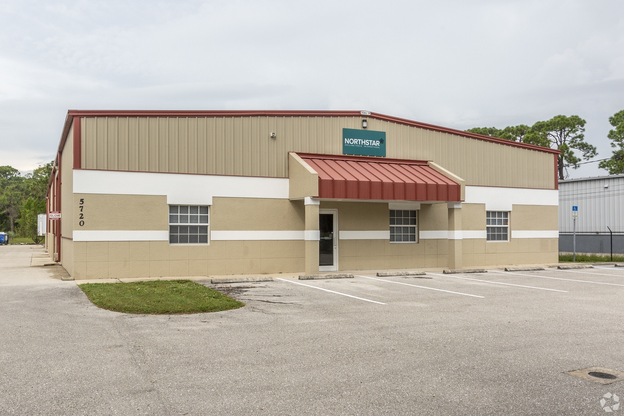 5720 Zip Dr, Fort Myers, FL for Rent