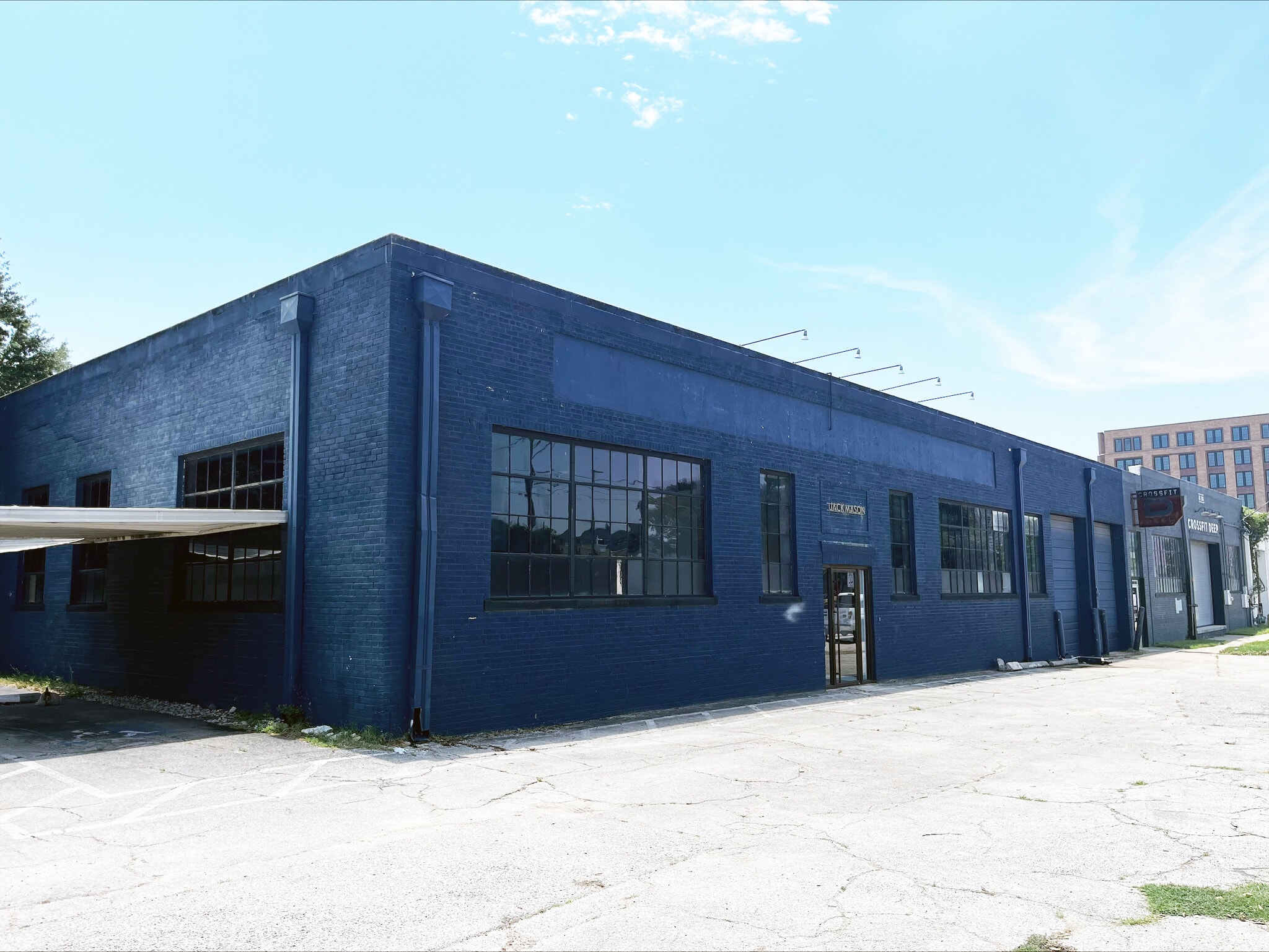 3030 Canton St, Dallas, TX for Rent