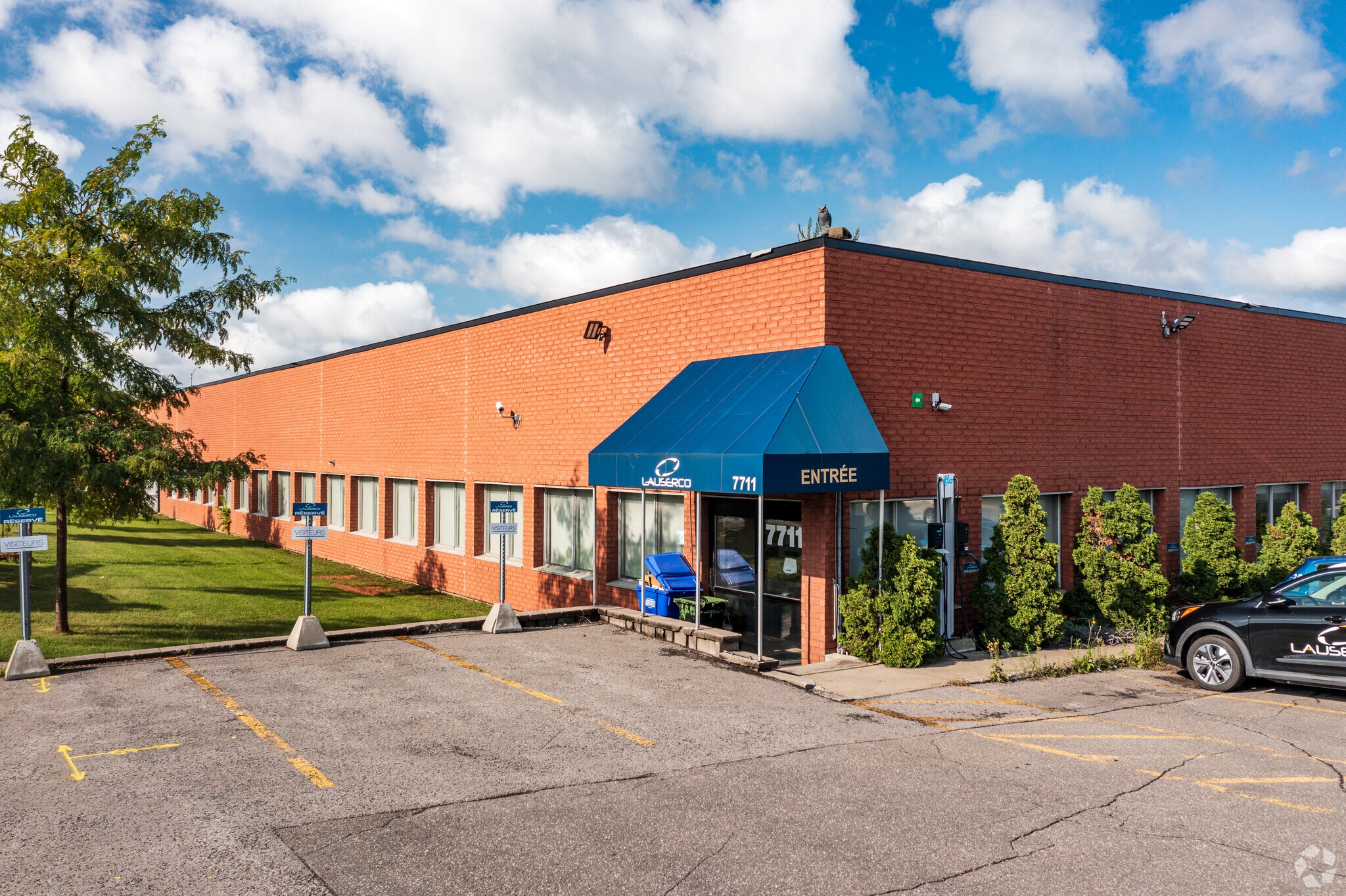 7701-7711 Rue Grenache, Montréal, QC for Rent