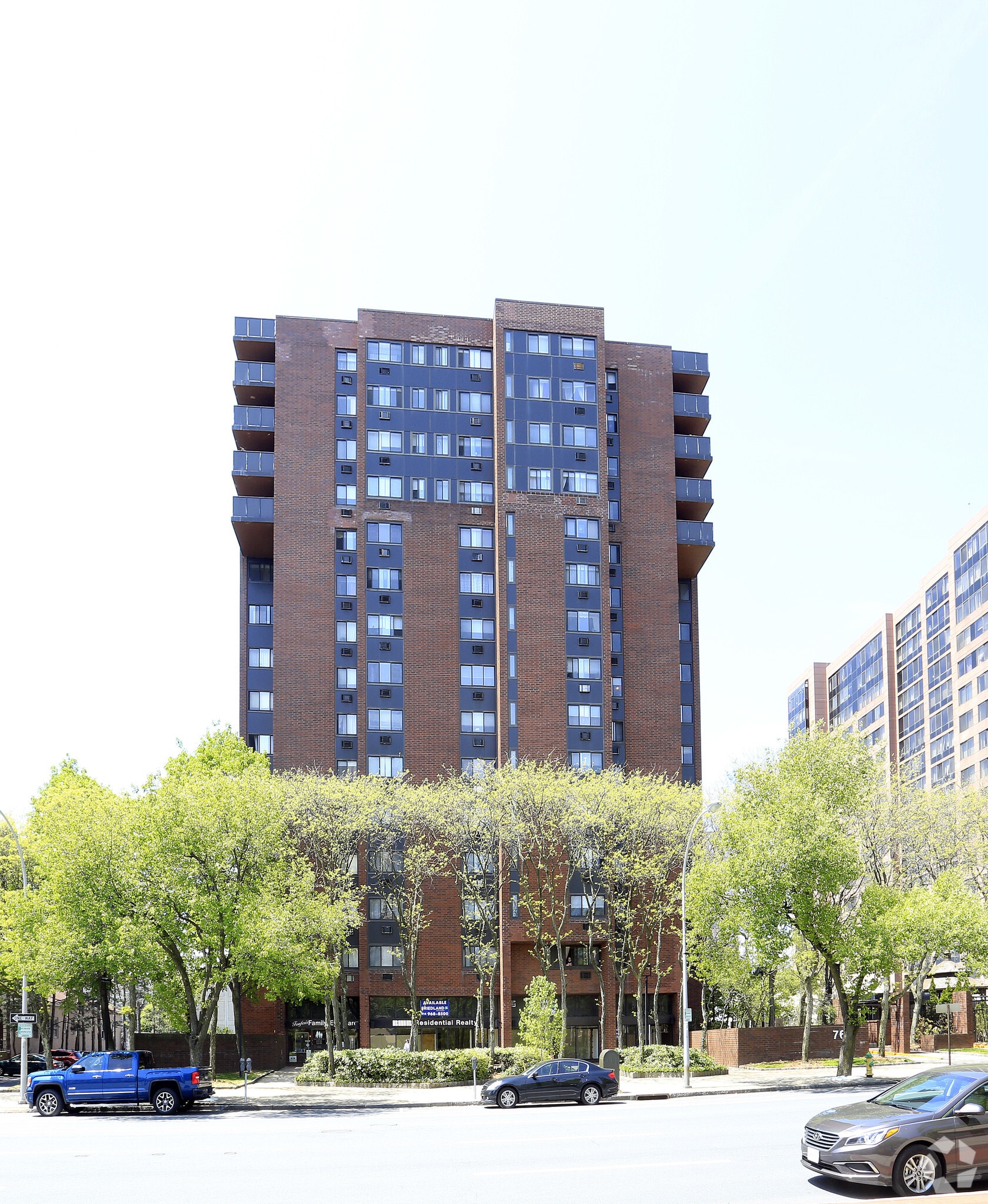 76 S Lexington Ave, White Plains, NY for Rent
