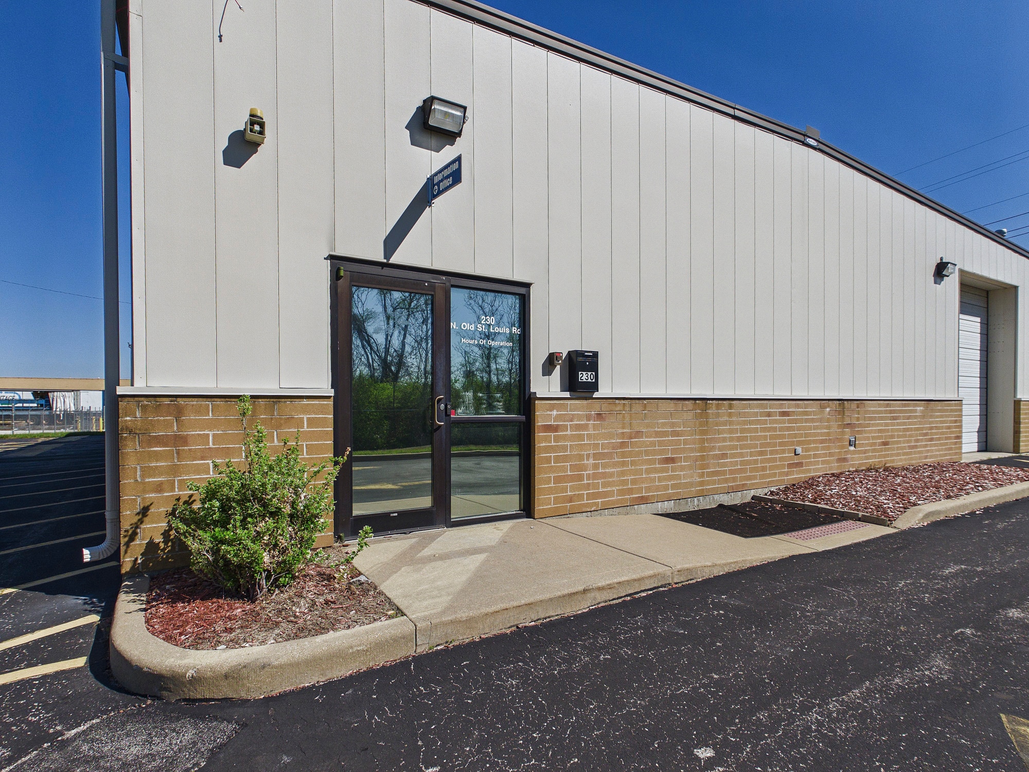 230 N Old Saint Louis Rd, Wood River, IL for Rent