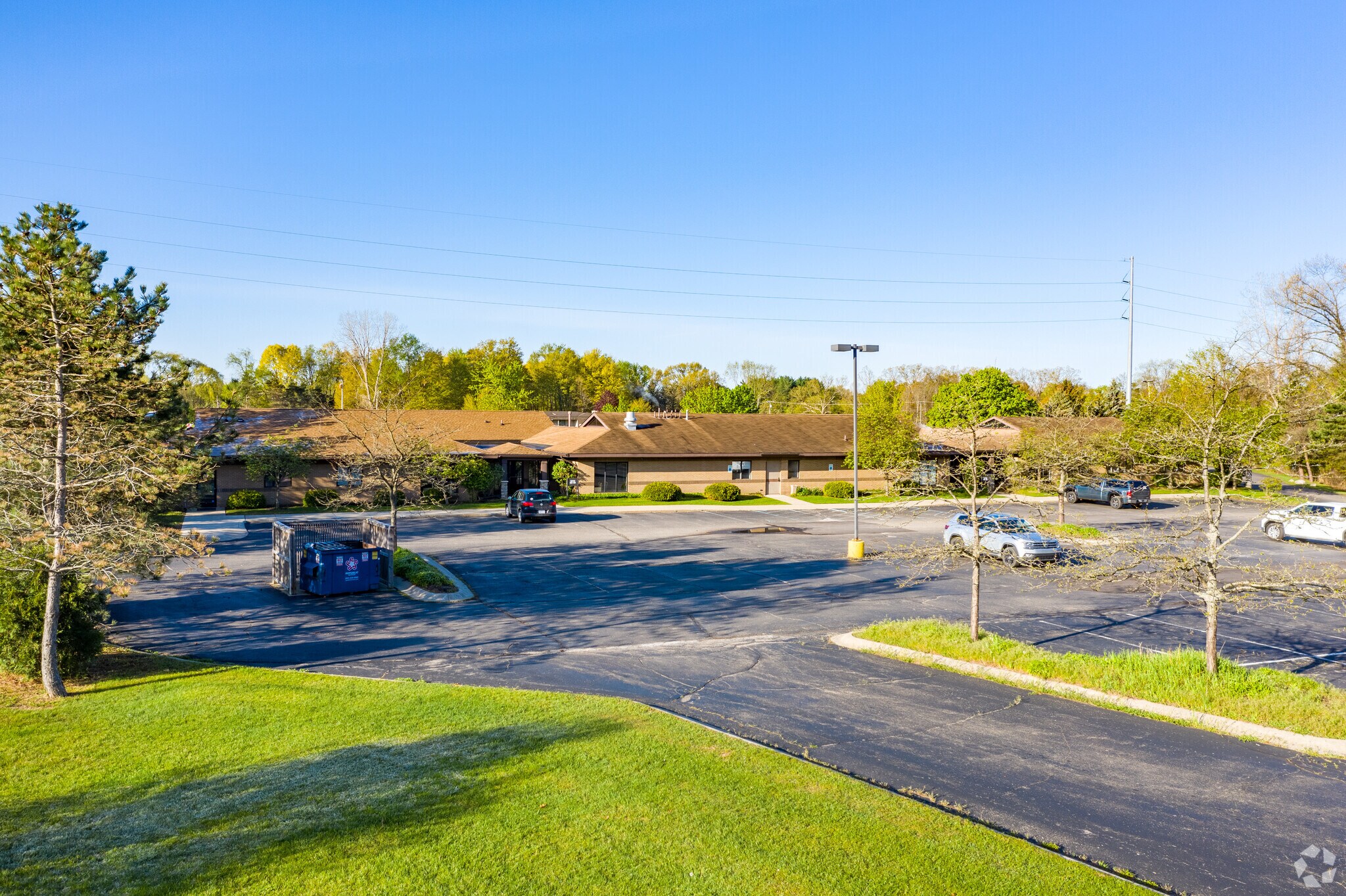 12319 Highland Rd, Hartland, MI for Rent