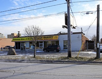 Toronto, ON Freestanding - 33 Eddystone Ave