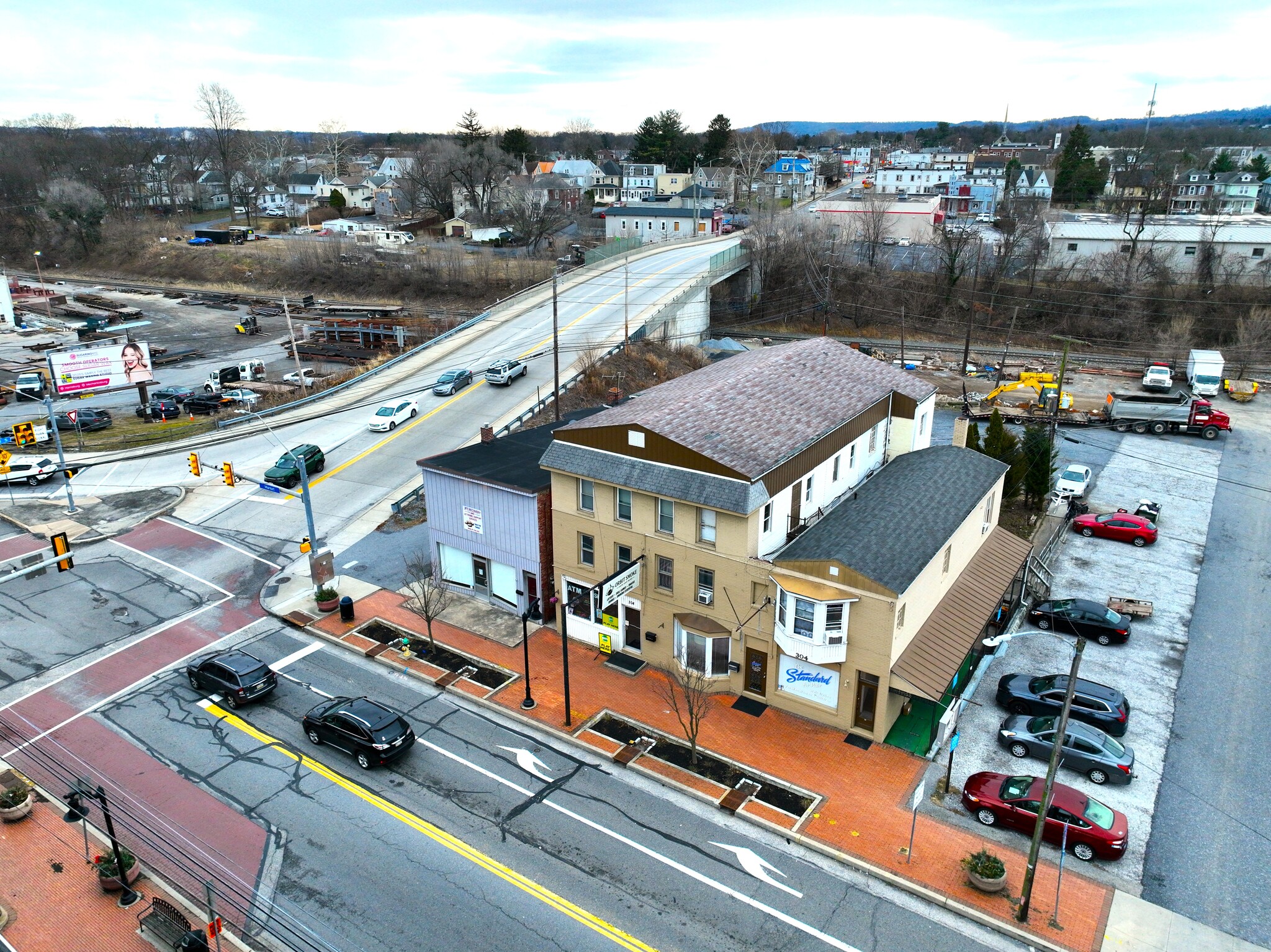 304-314 Market St, Lemoyne, PA for Sale