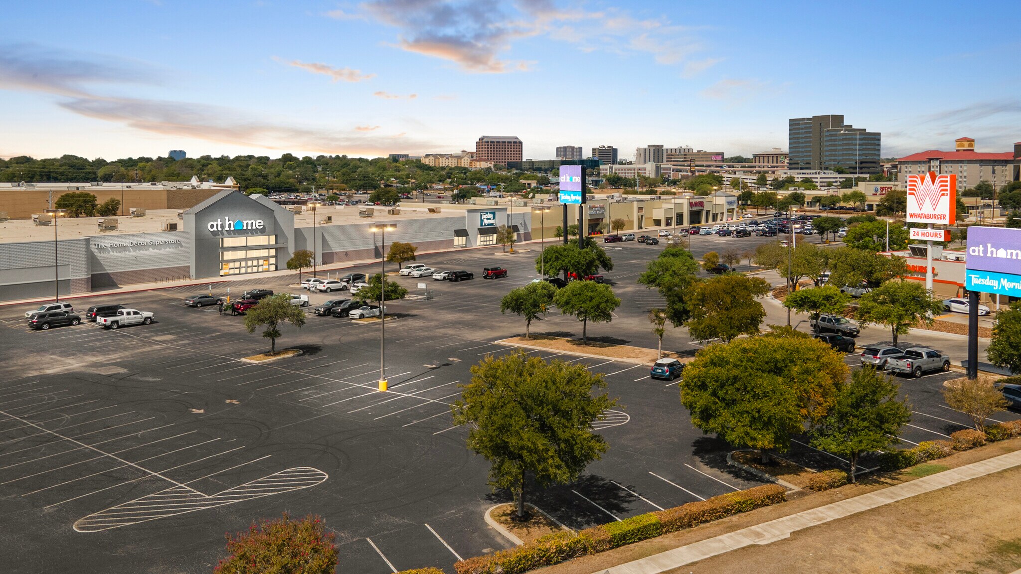 8421 Hwy 281, San Antonio, TX for Rent