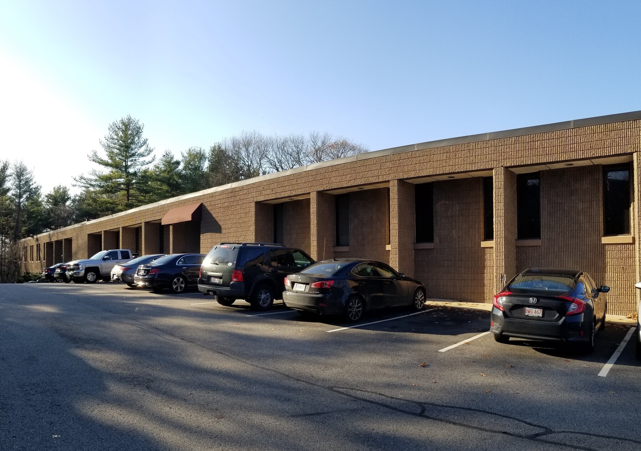 318-320 Bear Hill Rd, Waltham, MA for Rent