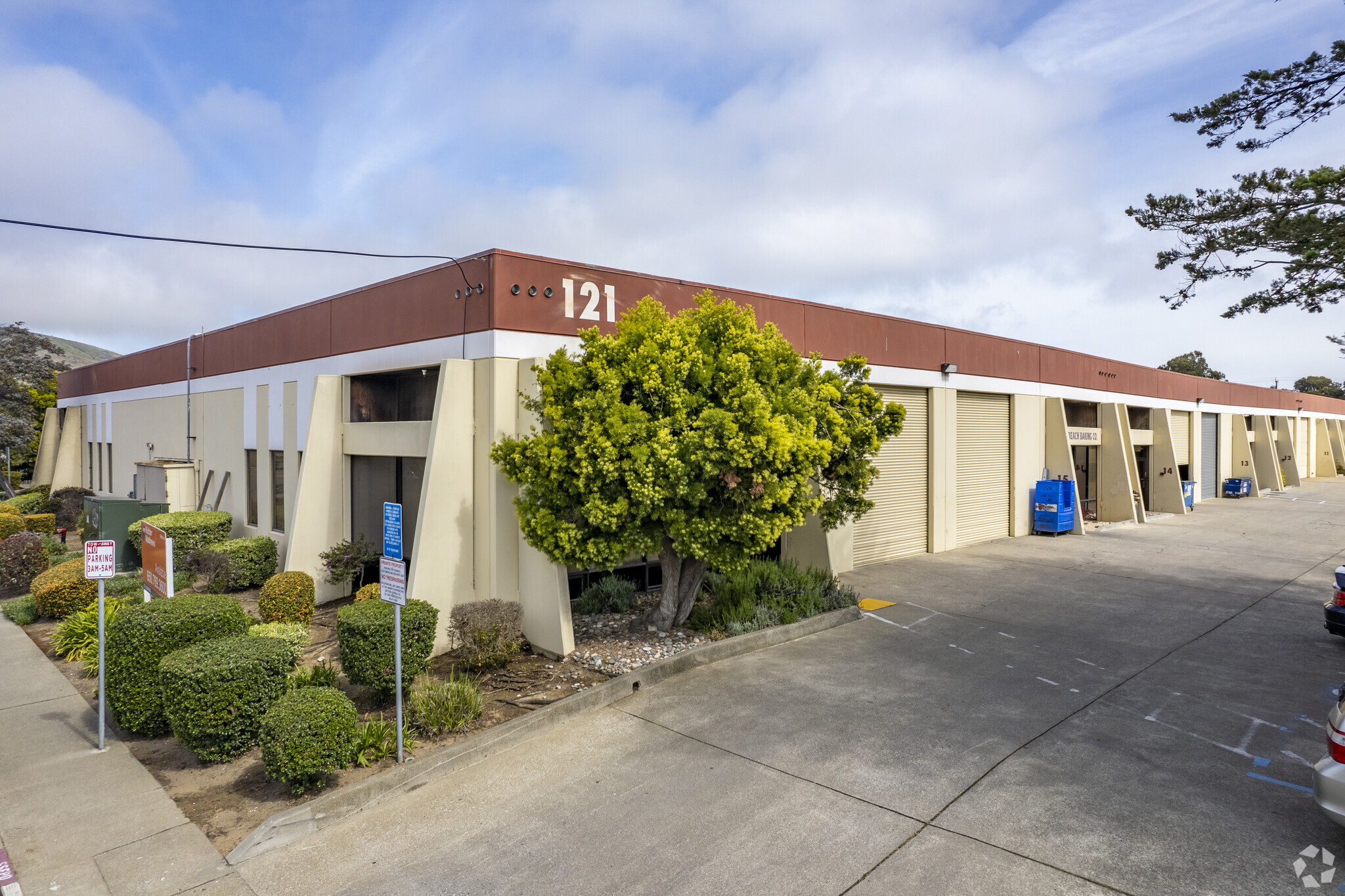 121 S Maple Ave, South San Francisco, CA for Rent