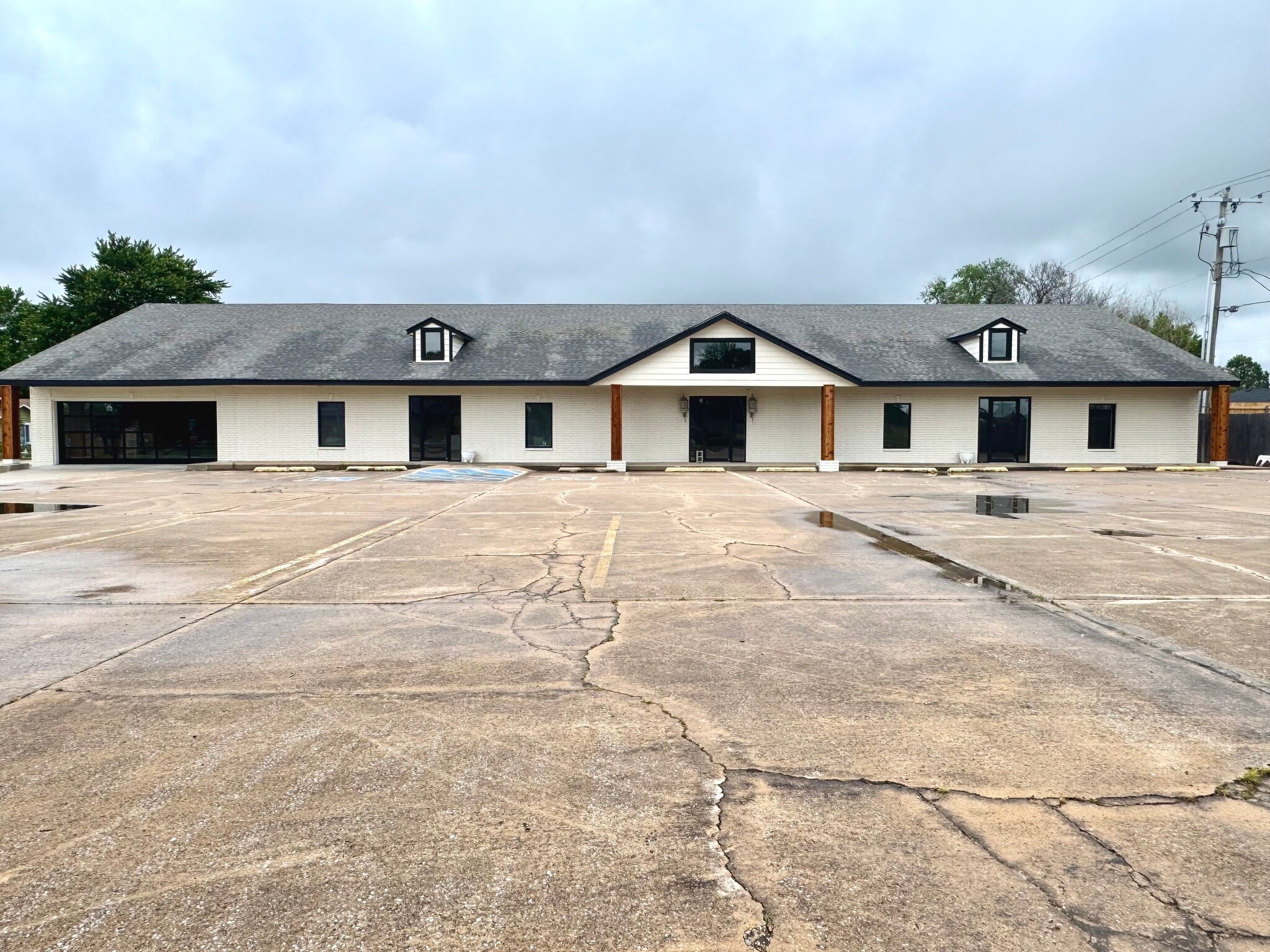 719 E 141st St, Glenpool, OK for Rent