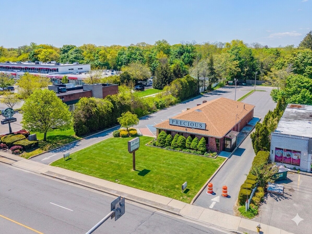 504 Larkfield Rd, East Northport, NY for Rent