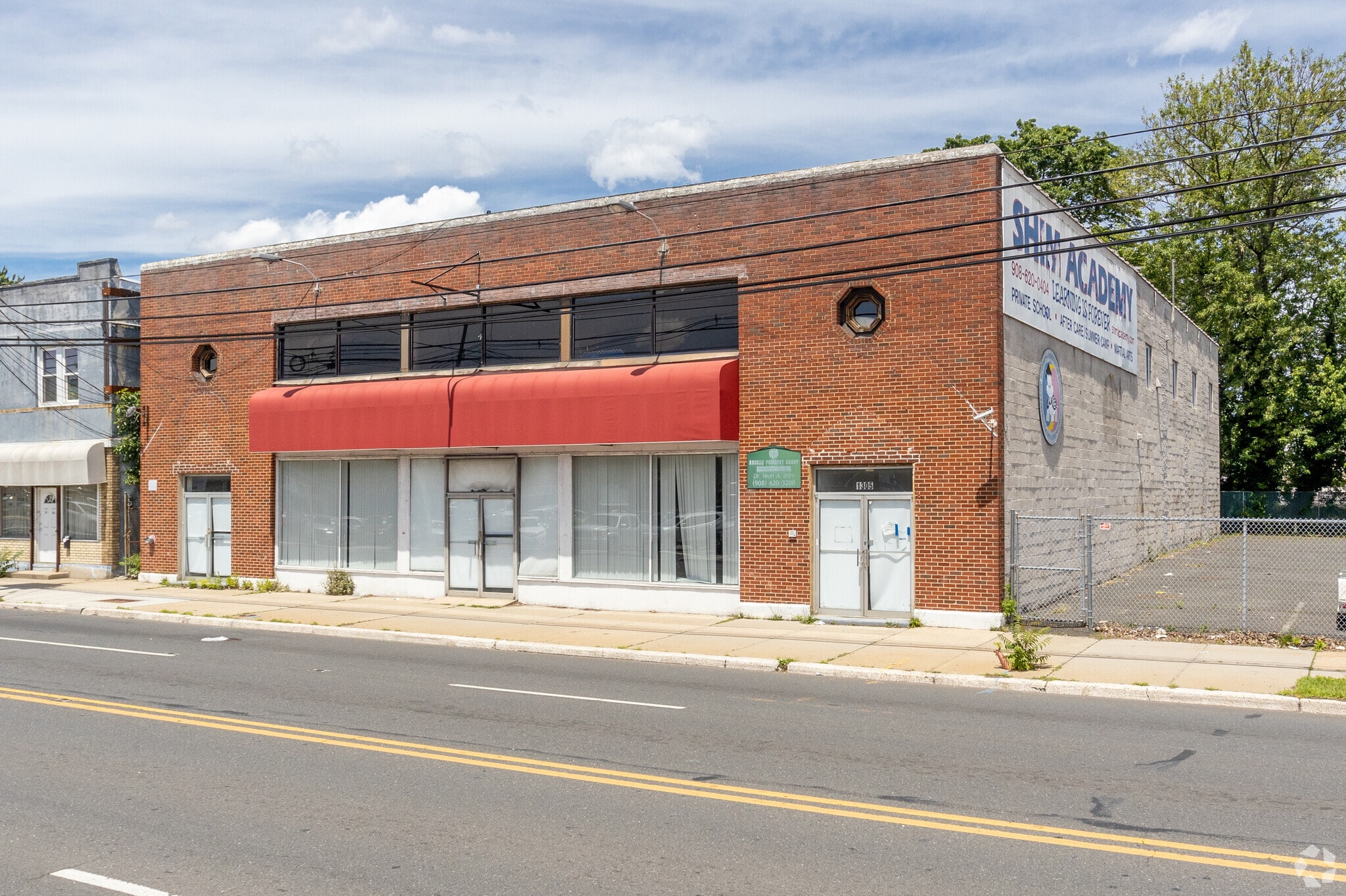1305 Saint George Ave, Roselle, NJ for Sale