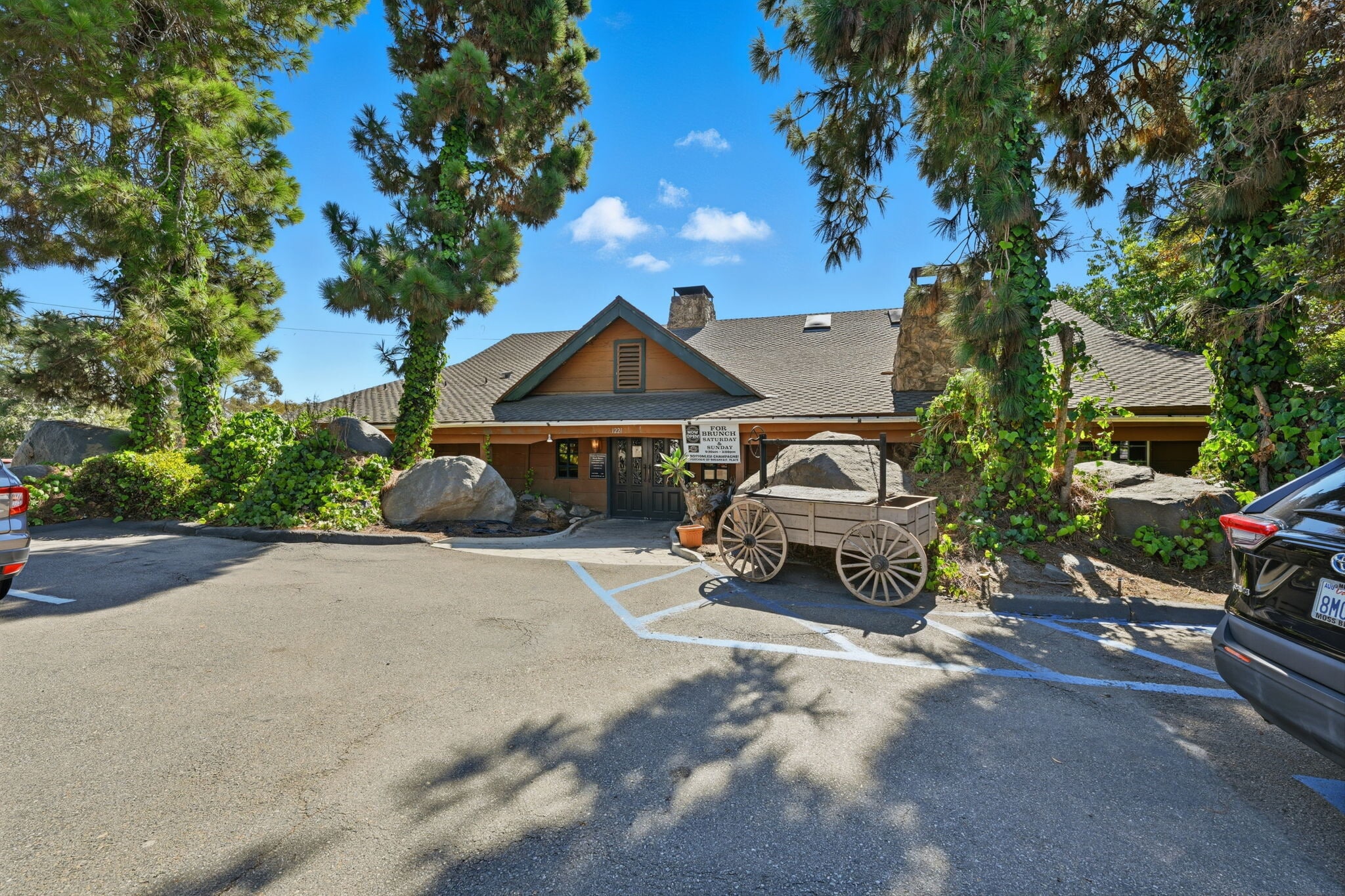 1221 Vista Way, Oceanside, CA for Sale