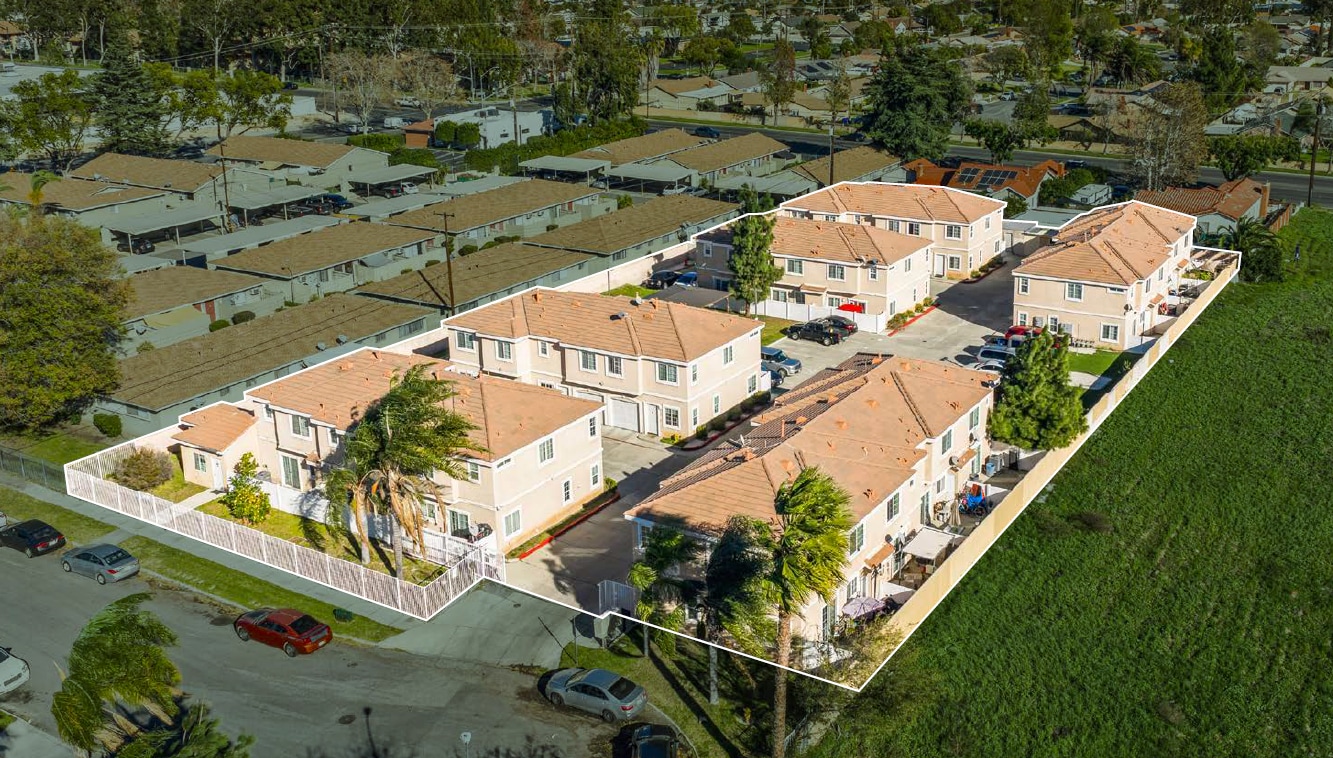 1525 N Palm Ave, Rialto, CA for Sale