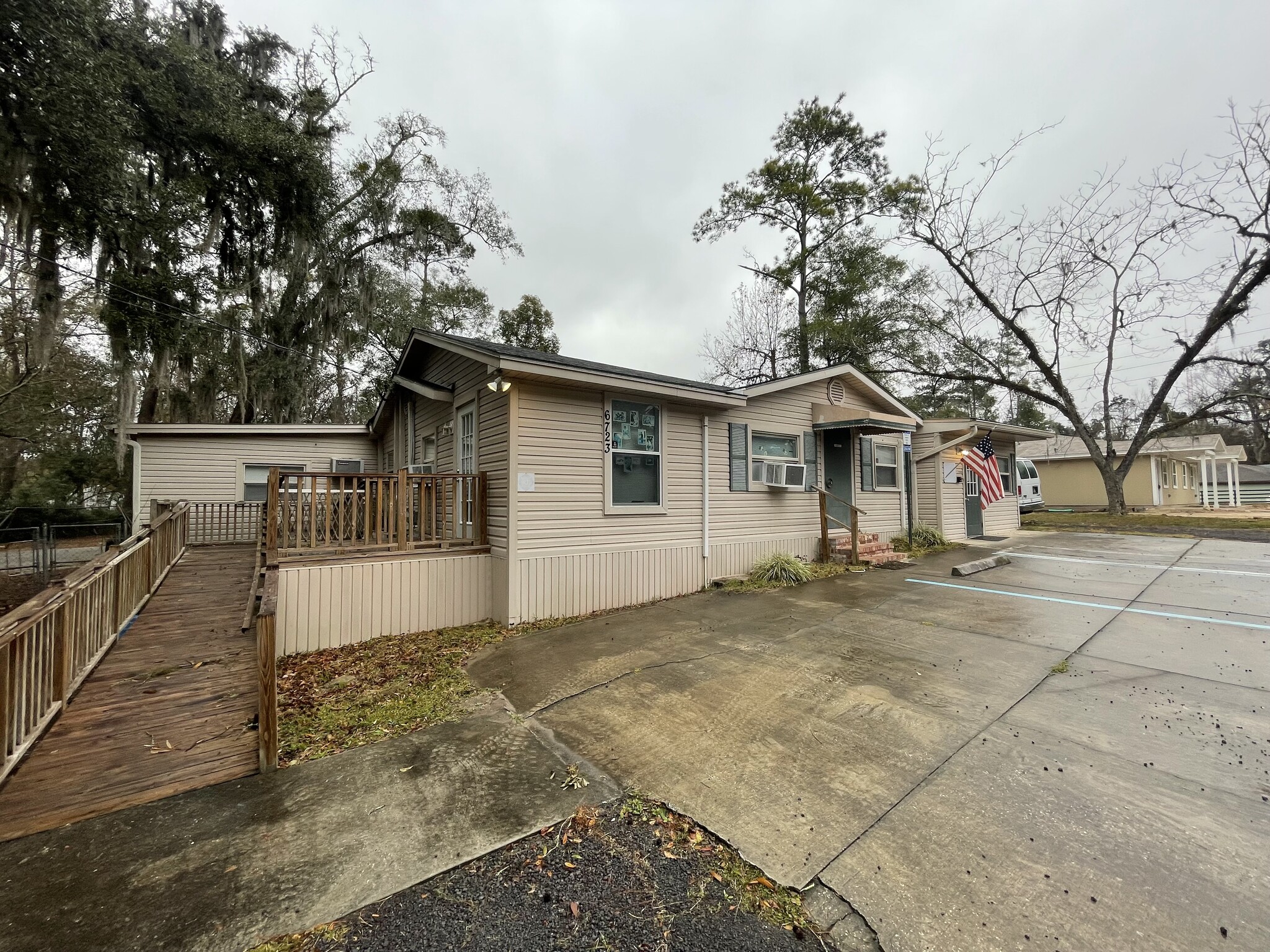 6723 Golfview St, Jacksonville, FL for Sale