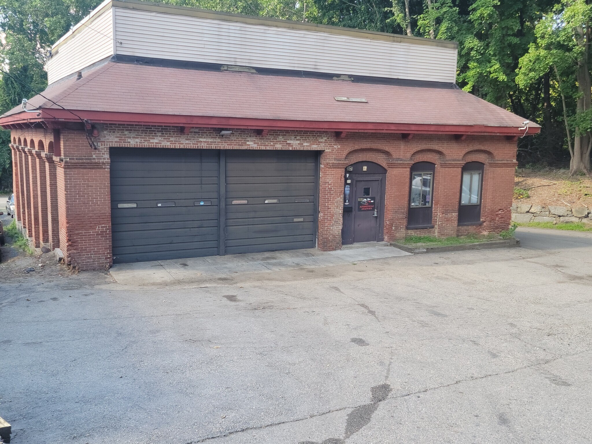 21 Carrington St Lincoln, RI 02865 Industrial Property for Lease on