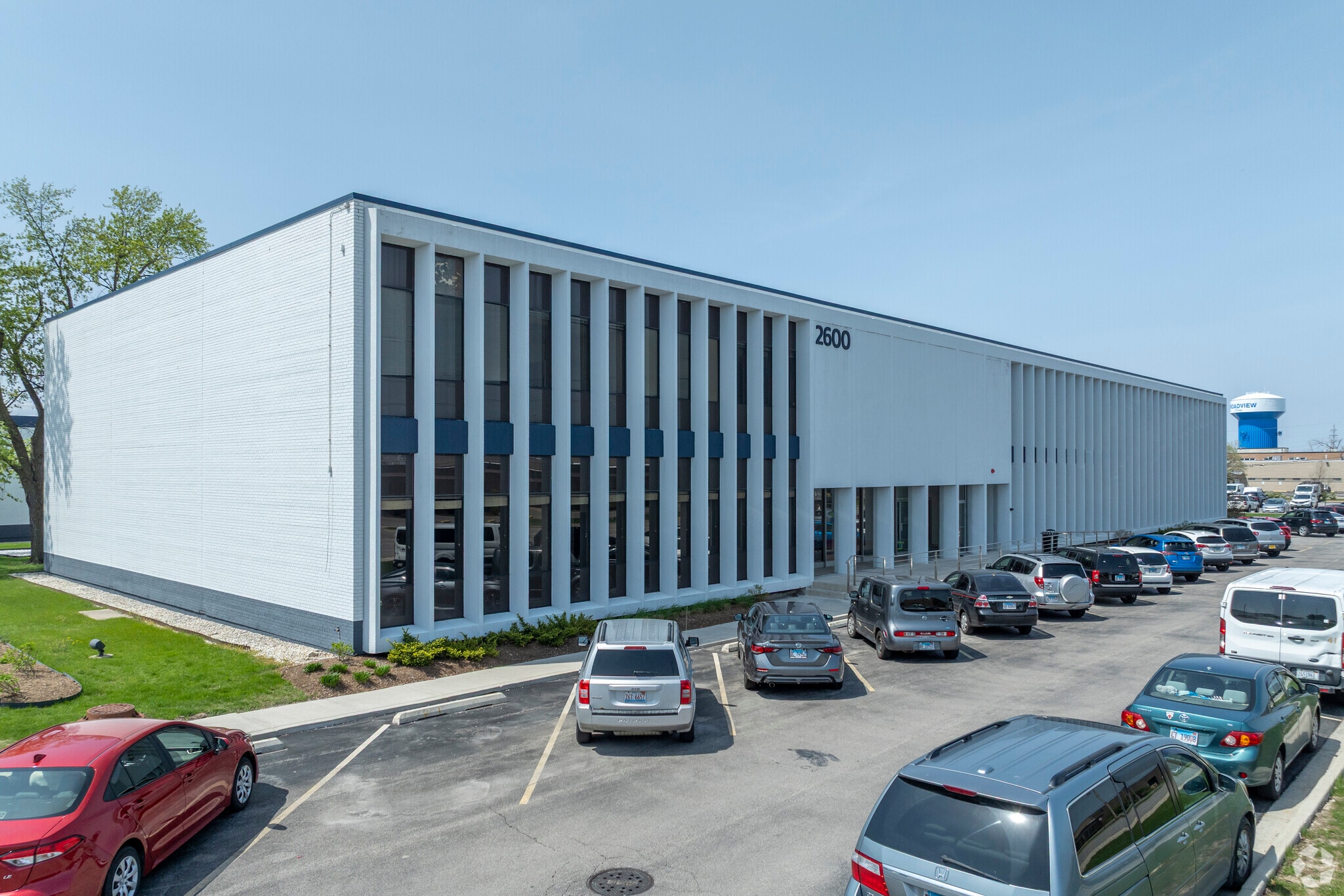 2600 S 25th Ave, Broadview, IL for Rent