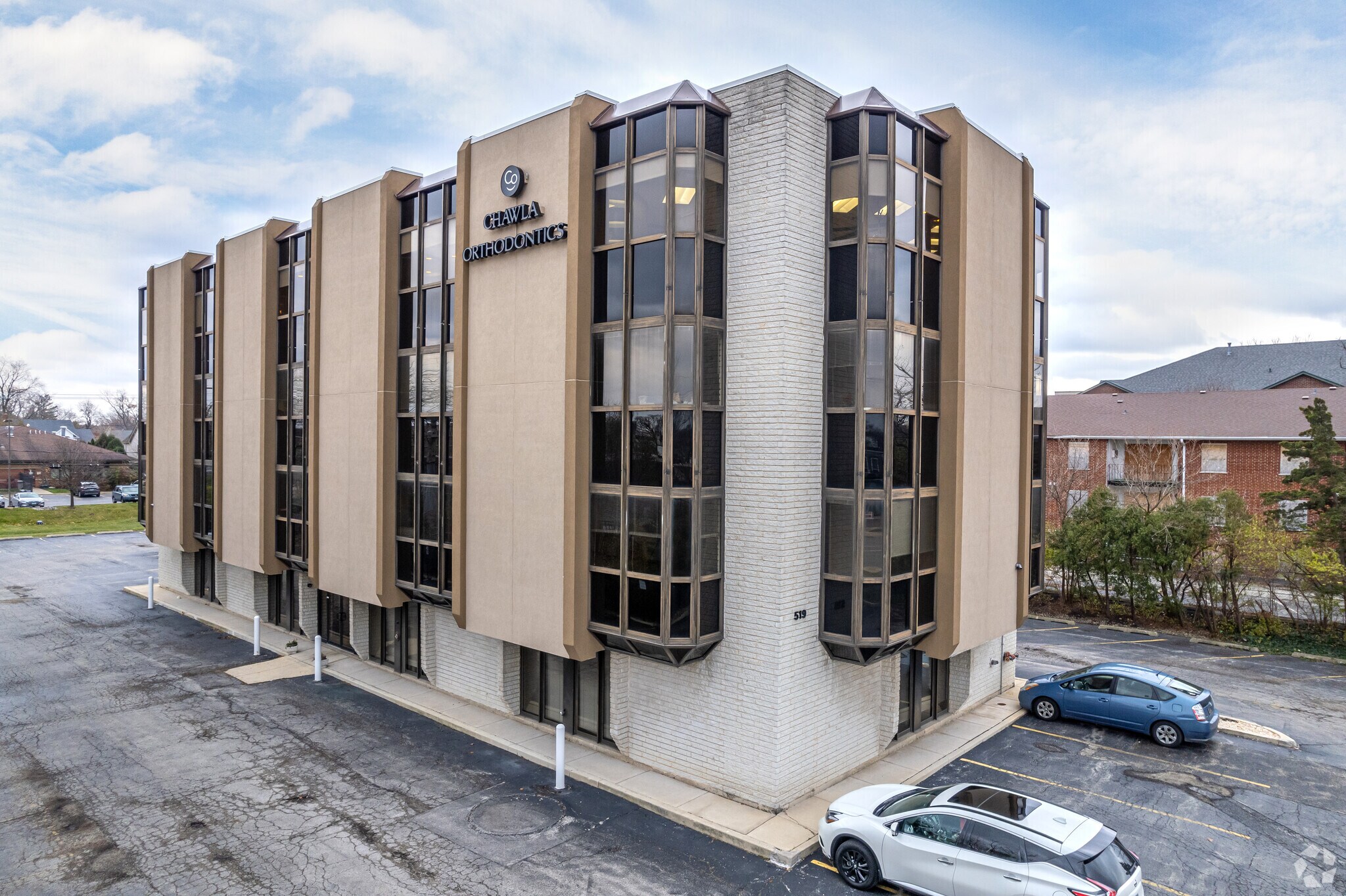 519 N Cass Ave, Westmont, IL for Rent