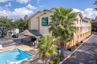 Leesburg, FL Hospitality - 1392 W North Blvd