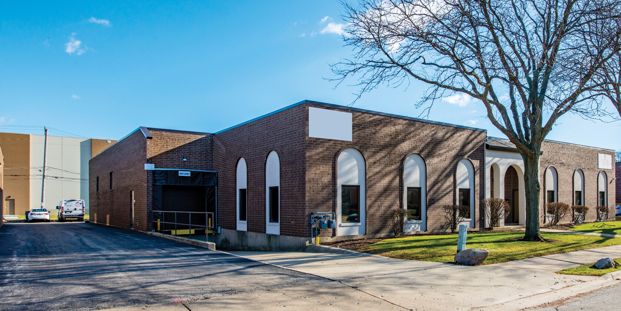 221-225 Stanley St, Elk Grove Village, IL for Rent