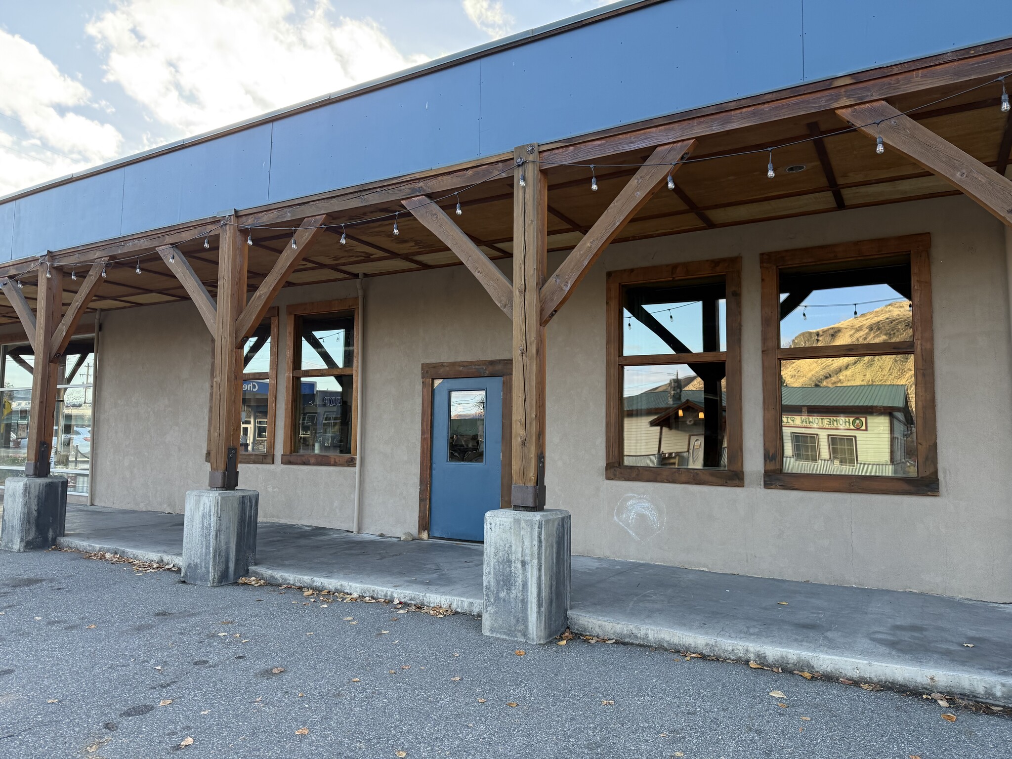 201 N Methow Valley Hwy, Twisp, WA for Rent