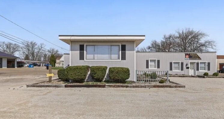 1950 S Freedom Ave, Alliance, OH for Rent