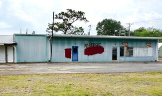 906 THIRD ST