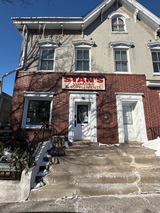 Doylestown, PA Office/Retail - 17 W Court St