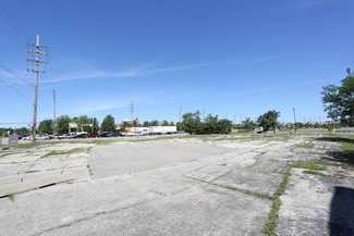 Hoffman Estates, IL Commercial - 2 E Higgins Rd