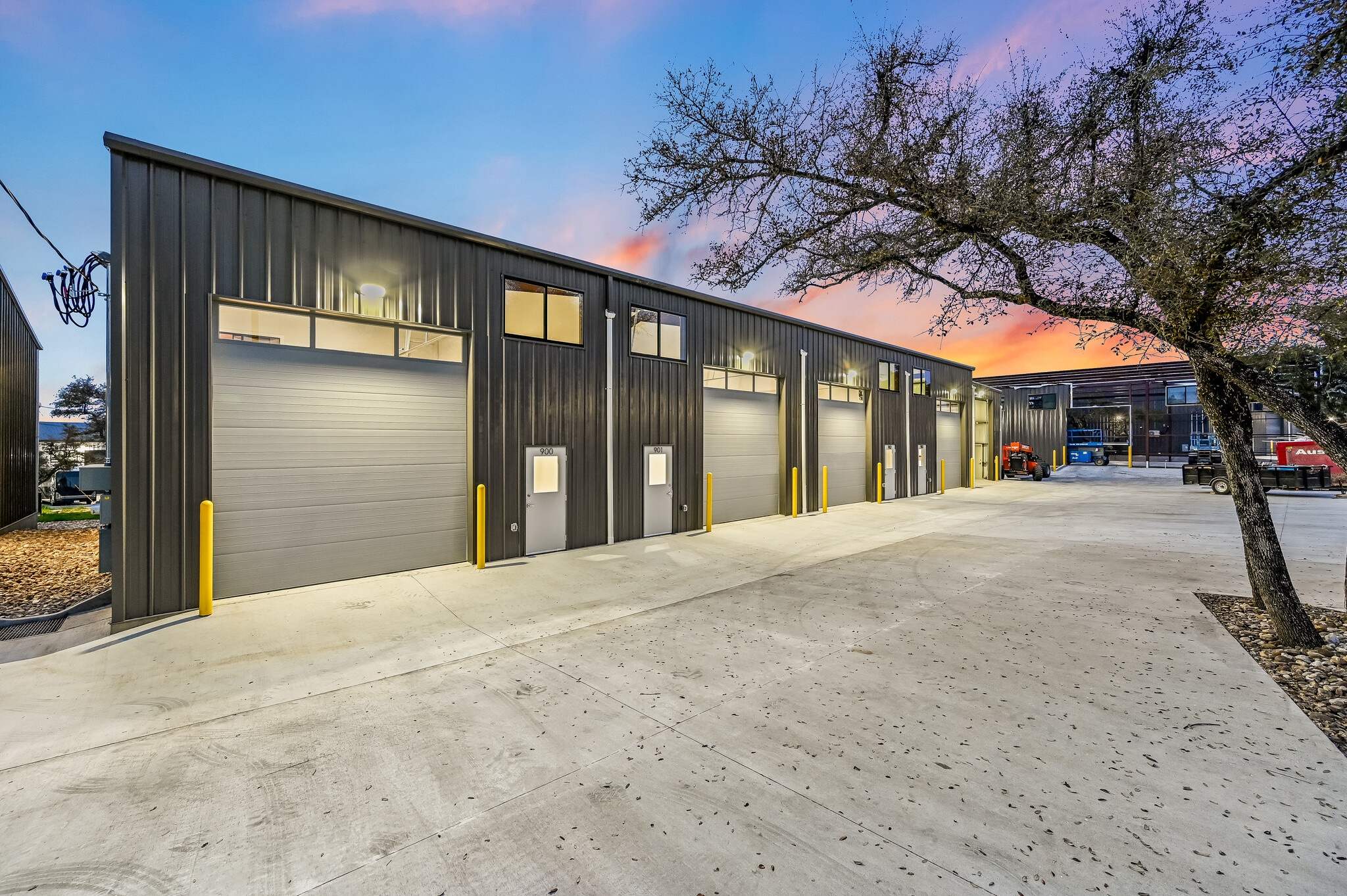 15210 Fitzhugh Rd, Austin, TX for Rent