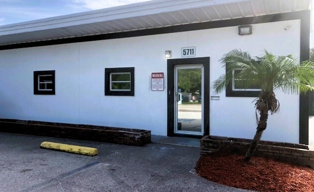 5711 N 50th St, Tampa, FL for Rent