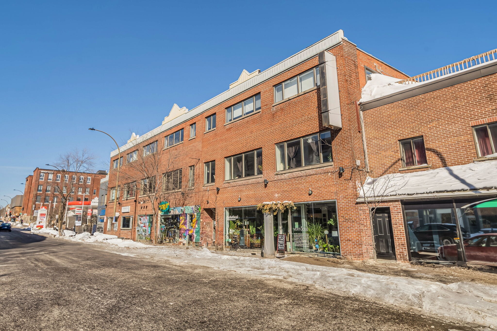 5409 Boul Saint-Laurent, Montréal, QC for Rent