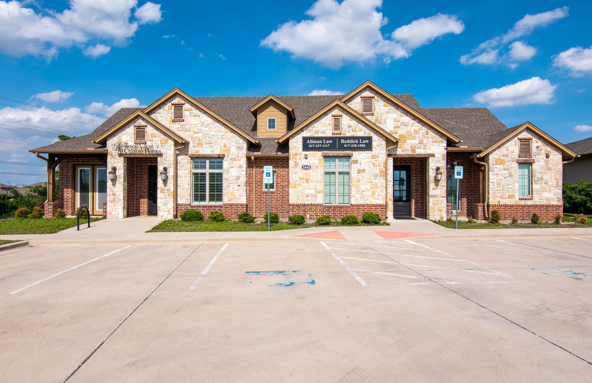 5848 Boat Club Rd, Fort Worth, TX for Rent