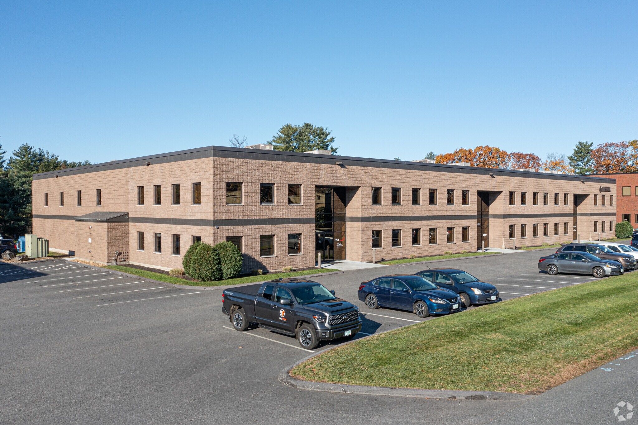 6 Merrill Industrial Dr, Hampton, NH for Rent