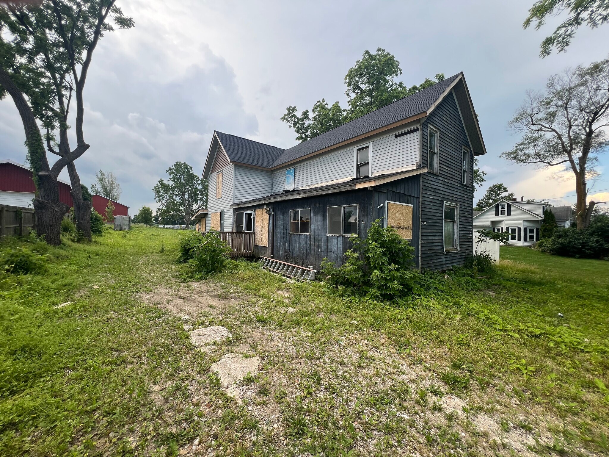 6737 Oak Grove Rd, Howell, MI for Sale