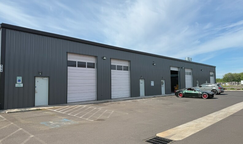 490 Seneca Rd, Eugene, OR for Rent