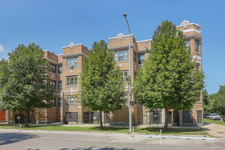 Chicago, IL Apartments - 3100 W Douglas Blvd