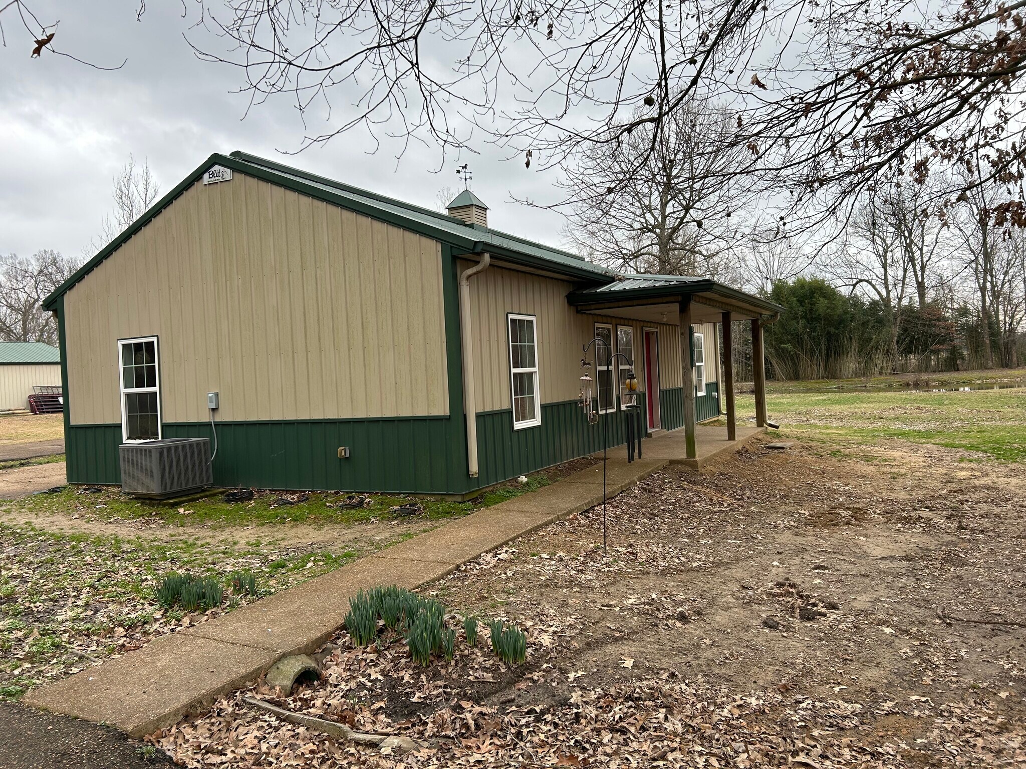 8200 Brunswick Rd, Millington, TN for Sale