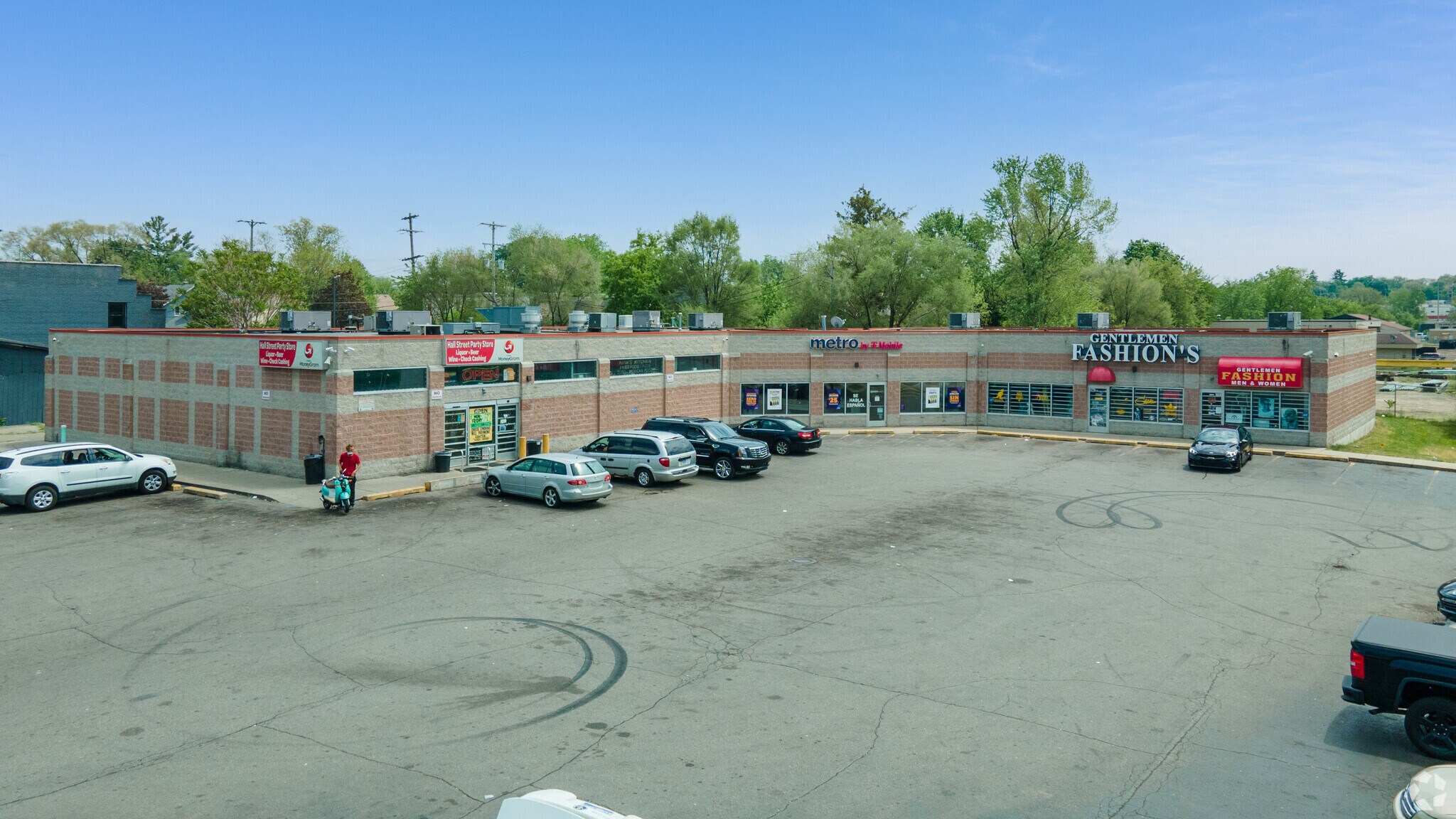 110 Hall St SW, Grand Rapids, MI for Rent