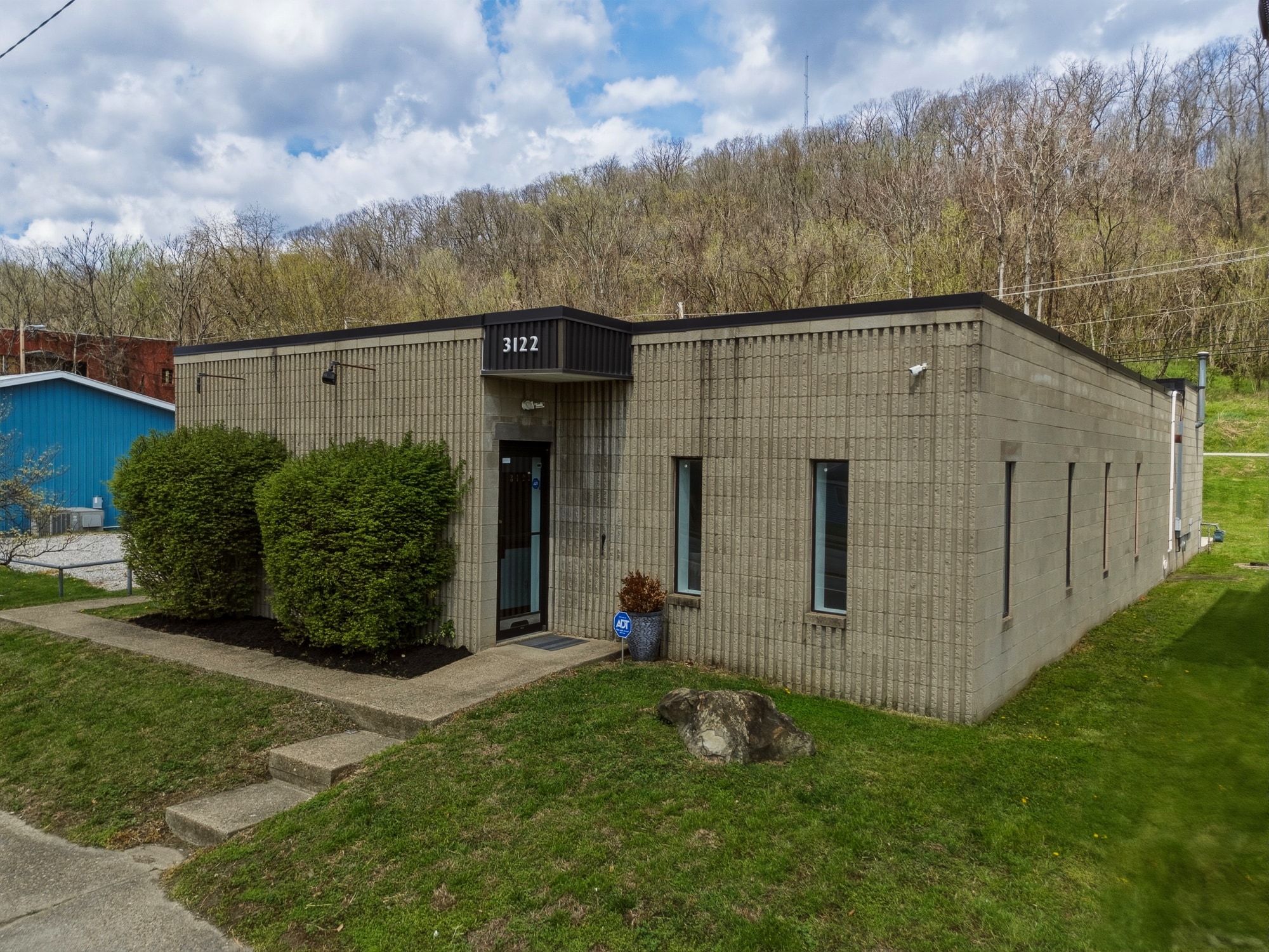 3122 7th Ave, Charleston, WV for Sale