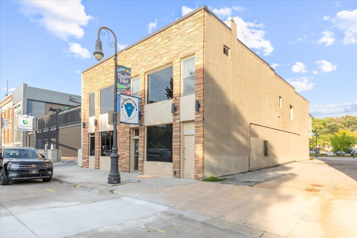 127 Pearl St, Council Bluffs, IA for Rent