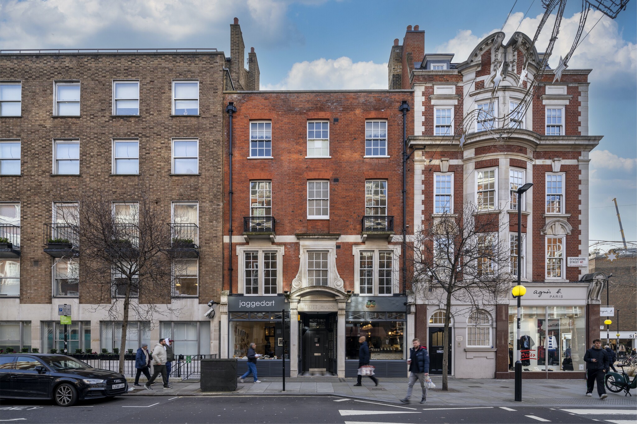 28A Devonshire St, London, LND for Rent