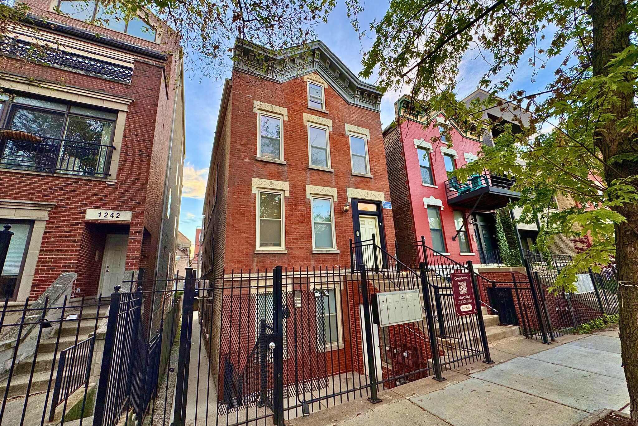 1244 N Cleaver, Chicago, IL for Sale
