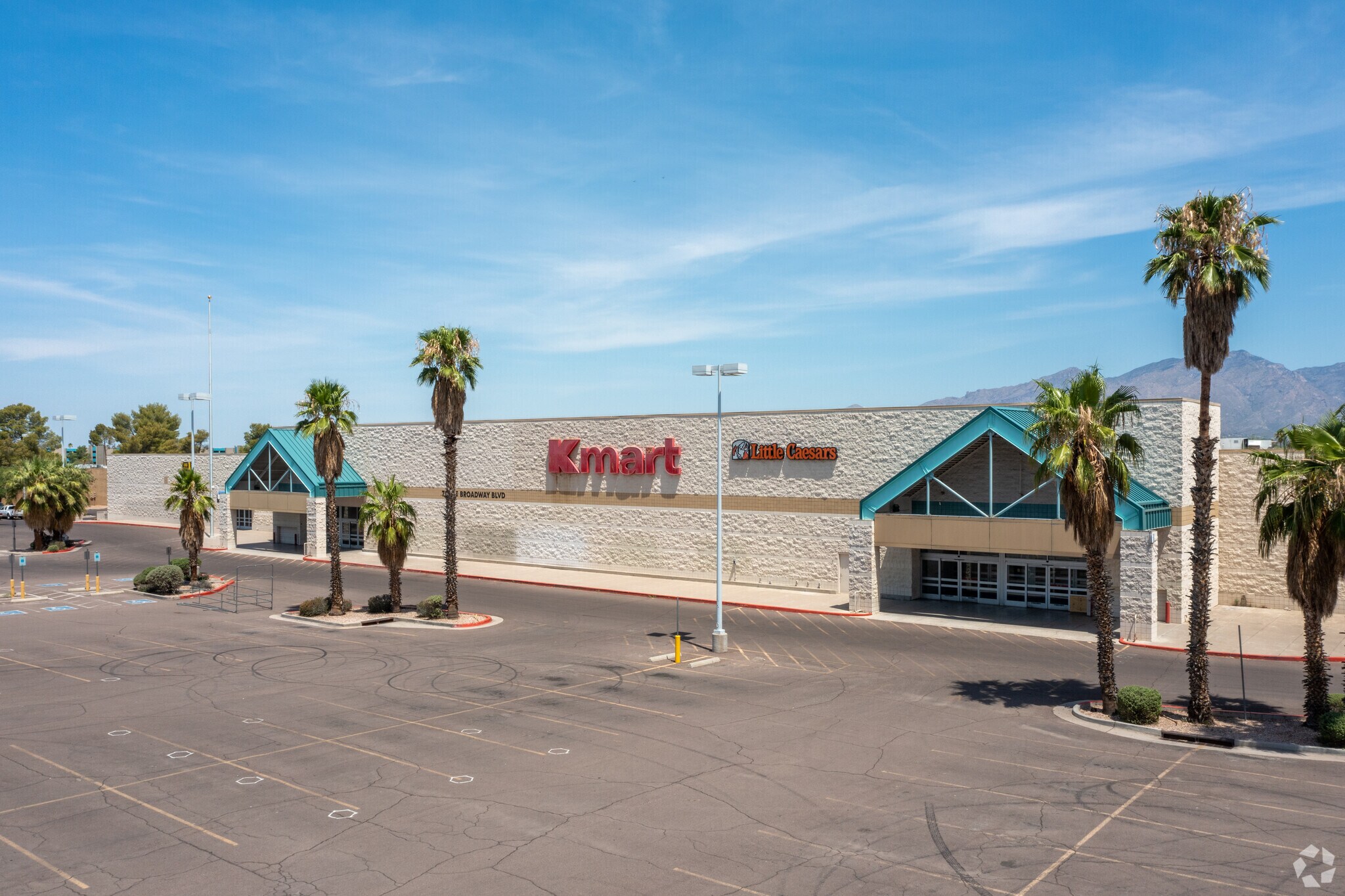 7055 E Broadway Blvd, Tucson, AZ for Rent