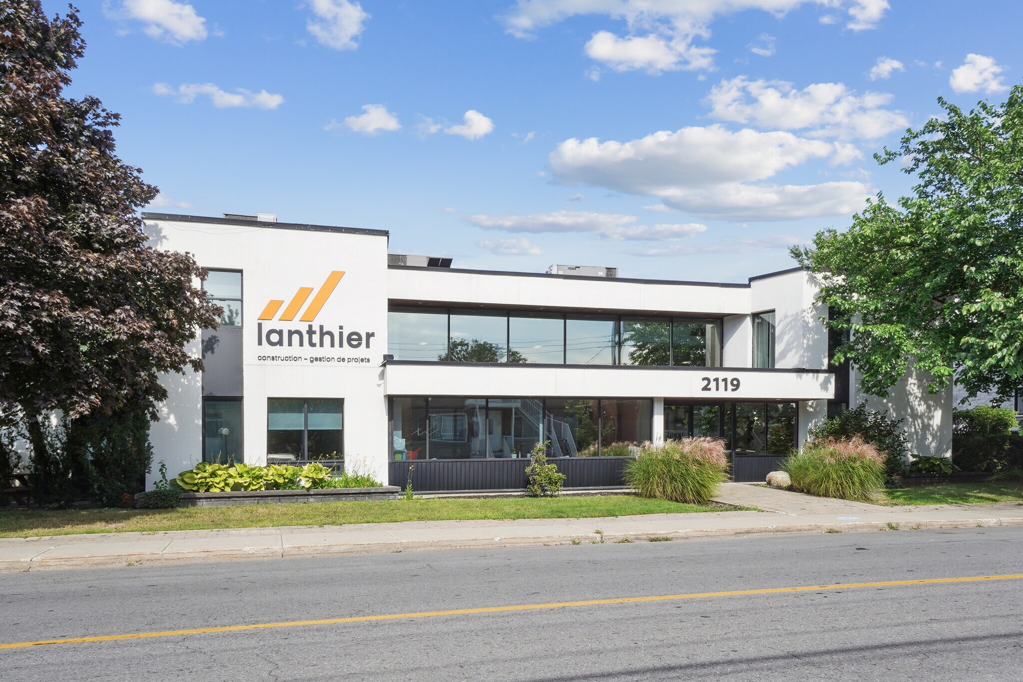 2119 Rue Sainte-Hélène, Longueuil, QC for Rent