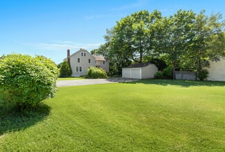 Center Moriches, NY Apartments - 12 Hawkins Ave