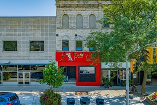 Guelph, ON Storefront Retail/Residential - 107 Wyndham St