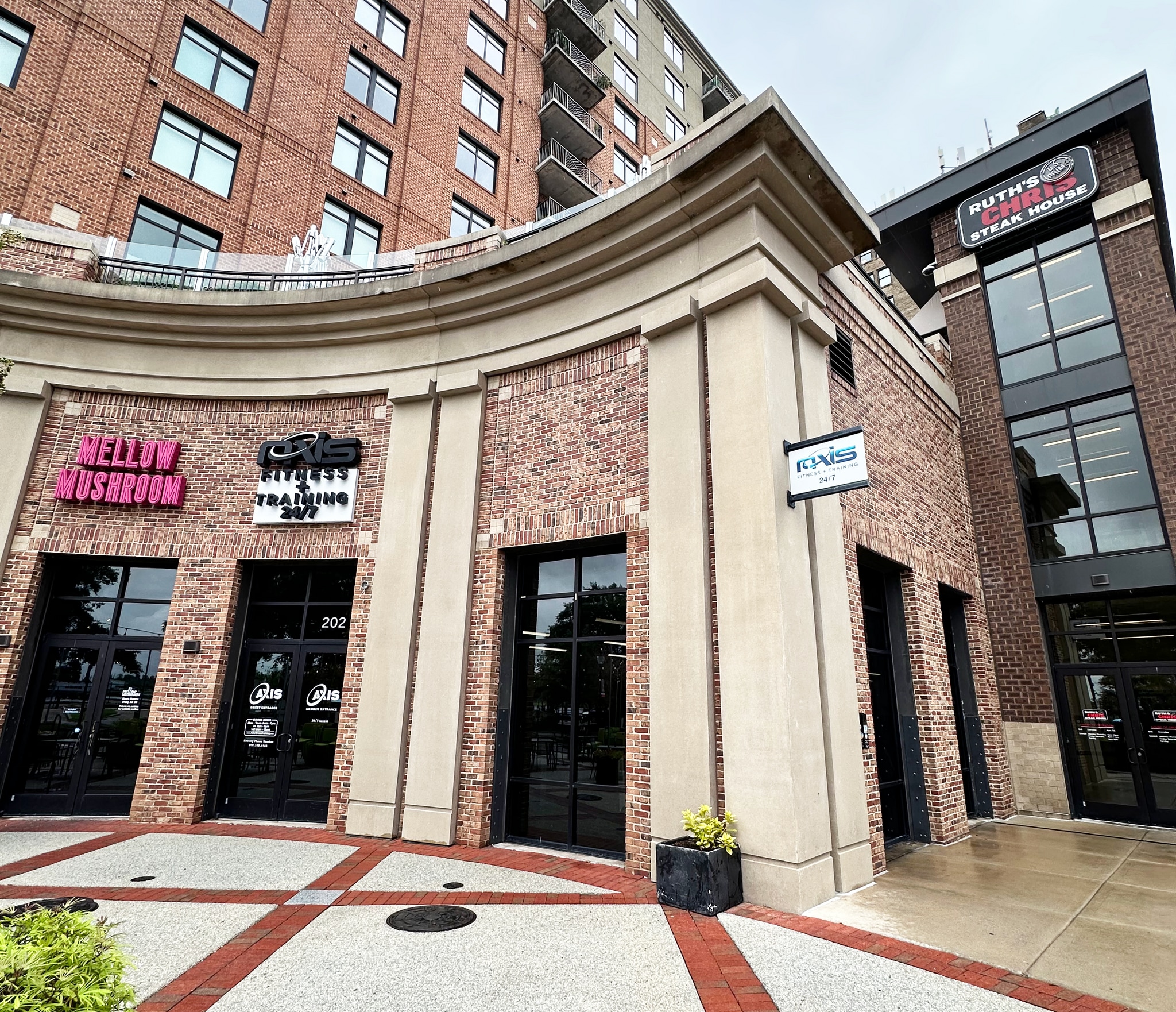 240 N Water St, Wilmington, NC for Rent